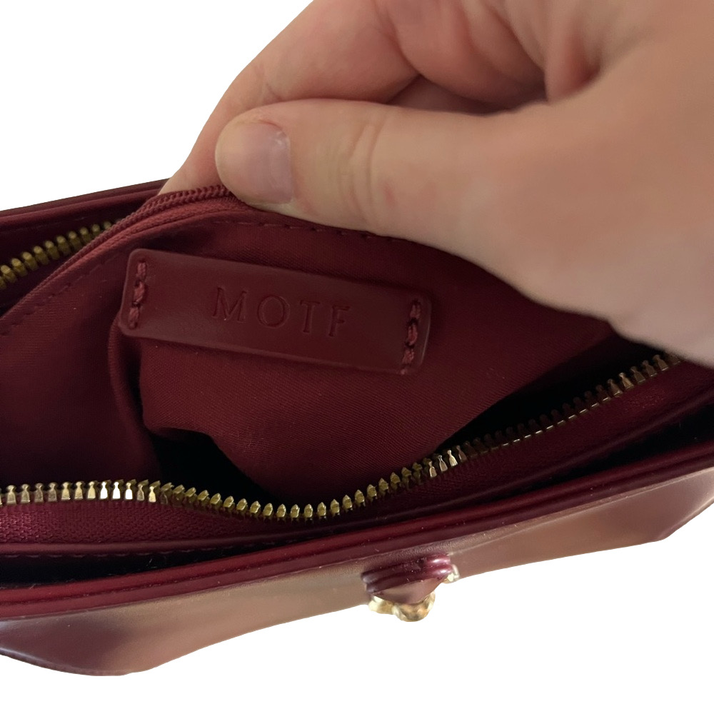 WOMEN'S COMMUTE MINIMALIST FASHION METALLIC DETAIL SHOULDER
BAG - Picture 5 of 5
